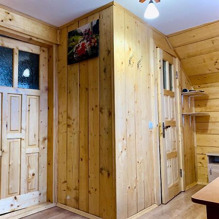 Ferienwohnung За Горбами Jaremtsche Exterior foto