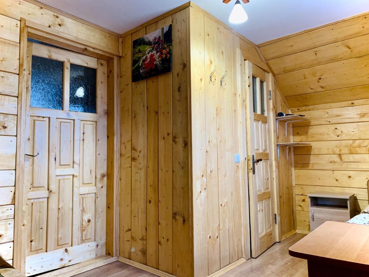 Ferienwohnung За Горбами Jaremtsche Exterior foto