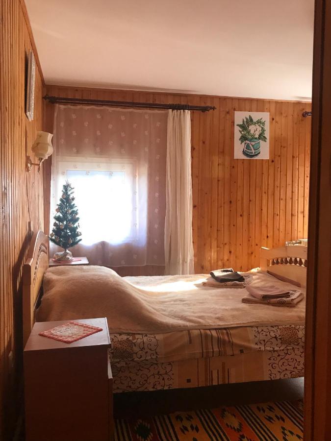 Ferienwohnung За Горбами Jaremtsche Exterior foto